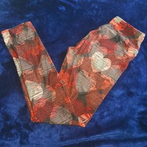 Lularoe onesize leggings, Valentine's Day